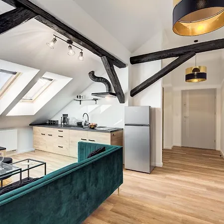 Przy Deptaku Vat Parking Z Pilotem Do Bramy