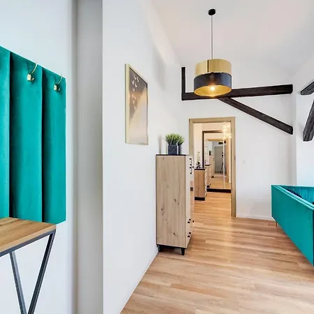 Apartman Przy Deptaku Vat Parking Z Pilotem Do Bramy *