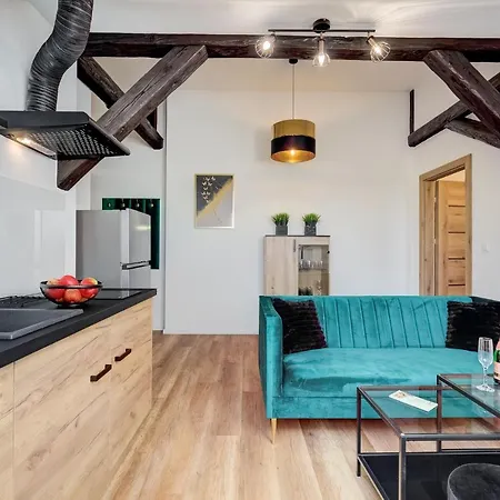 Przy Deptaku Vat Parking Z Pilotem Do Bramy