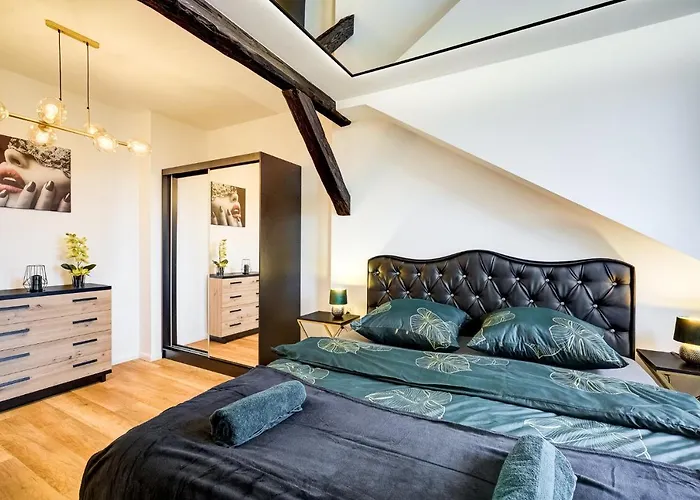 Appartamento Przy Deptaku Vat Parking Z Pilotem Do Bramy